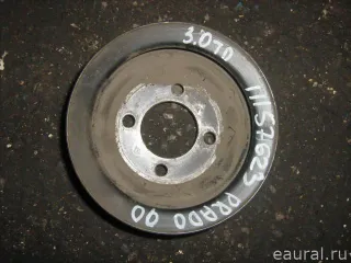 1637167020 Toyota Шкив водяного насоса (помпы) Toyota Hilux 5 Арт E11157623, вид 1