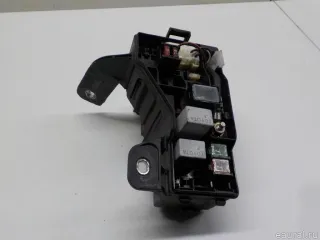 8274105040 Toyota Блок реле Toyota Avensis 2 Арт E40720207, вид 2