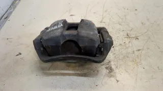 45018T7AE00 Суппорт тормозной передний правый Honda HR-V 3 Арт 20321902, вид 1