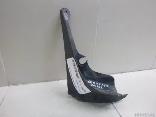 7662252060 Toyota Брызговик передний левый Toyota Yaris 2 Арт E60097273