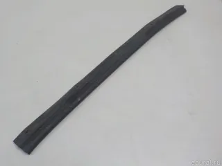 658202F000 Nissan Уплотнитель капота Nissan Primera 11 Арт E50848685, вид 2