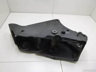5010228918 Renault Кронштейн крепления торсиона Renault Magnum Арт E4200343, вид 5