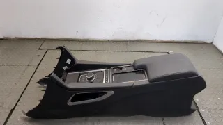 T2R34229 Разъем AUX / USB Jaguar F-Pace Арт 11360965, вид 4