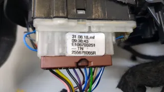 255676085R Переключатель подрулевой (стрекоза) Renault Captur Арт 20330757, вид 5