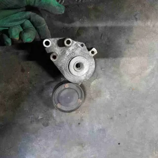046903133a Натяжитель   Audi 100 C4 Арт A100C418, вид 2