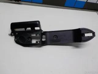 ZZDA72412 Mazda Кронштейн ручки Mazda Tribute 2 Арт E50610421