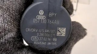 04L130089D Топливная рампа  Skoda Octavia A7 Арт 20337888, вид 3