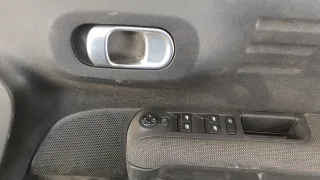 YQ000446ZP Обшивка двери передней правой (дверная карта) Citroen C3 Aircross  Арт 11368256, вид 2