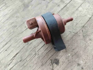 0280142317 Клапан вентиляции топливного бака   Peugeot 406 Арт P40638, вид 1