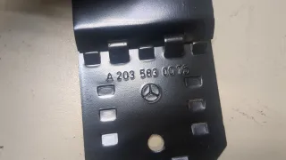 A2035830075 Упор противооткатный Mercedes E W212 Арт 20037116, вид 2