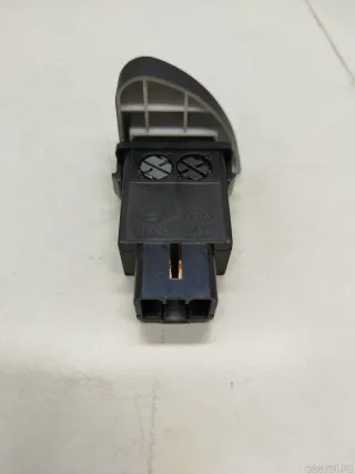 9375026000 Hyundai-Kia Кнопка обогрева переднего стекла Hyundai Santa FE 4 (TM) restailing Арт E84829145, вид 3