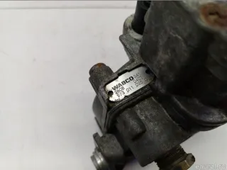 9730110250 Wabco Клапан ускорительный Hyundai HD Арт E36251163, вид 9