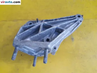  Кронштейн двигателя Peugeot 405 Арт 148035