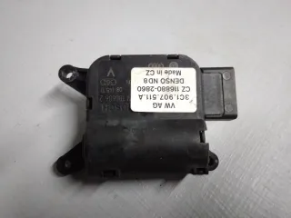 CZ116880-2860 Моторчик заслонки печки Volkswagen Passat B6 Арт 157913, вид 1