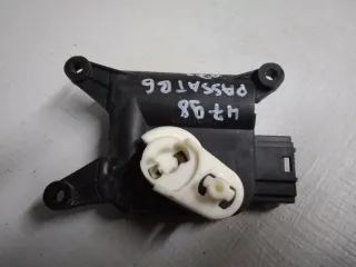 CZ116880-2860 Моторчик заслонки печки Volkswagen Passat B6 Арт 157913, вид 2