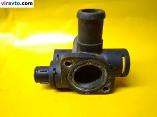 037121132b Фланец (тройник) системы охлаждения Audi 80 B4 Арт 129290, вид 2