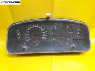 88458014 Щиток приборов (приборная панель) Toyota Avensis 1 Арт 134333, вид 1