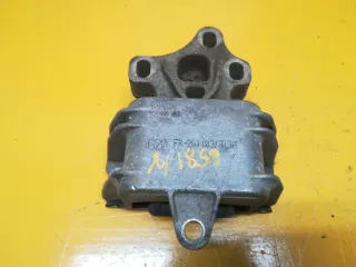 1J0199555 Подушка крепления двигателя Volkswagen Golf 4 Арт 168857, вид 1