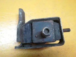 89AB6038AA Подушка крепления двигателя Ford Escort 4 Арт 169589, вид 1