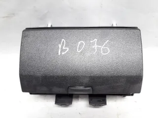 GJ6AG0245A, GK2A5524XB02, 3M8119G389AD3J02 Бардачок Mazda 6 1 Арт 176767, вид 1