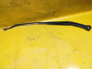  Щеткодержатель (поводок стеклоочистителя, дворник) Mazda 323 F Арт 184624, вид 2