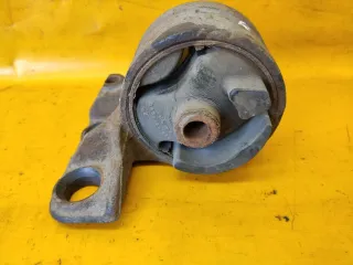  Подушка крепления двигателя Mazda 323 F Арт 184822, вид 1
