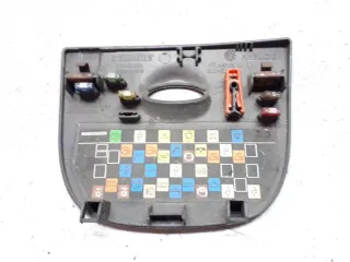 7700841058, 7700430808, 8200170340 Крышка блока предохранителей Renault Scenic 1 Арт 189680, вид 2