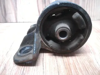  Подушка крепления двигателя Kia Shuma 1 Арт 193695, вид 3