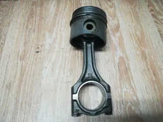  Поршень Opel Astra F Арт 195751