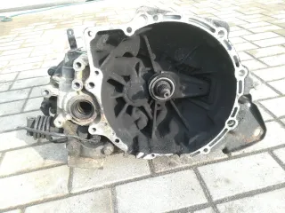 G560K4 КПП механическая (МКПП) Mazda 626 GE Арт 196272, вид 1