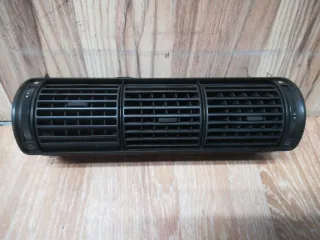 8D0820951 Дефлектор обдува салона Audi A4 B5 Арт 196555
