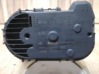 078133062B Заслонка дроссельная Audi A4 B6 Арт 199175, вид 3