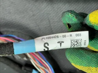  Проводка крышки багажника Tesla model S Арт 2000000050023, вид 2