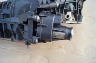  Коллектор впускной BMW 5 F10/F11/GT F07 Арт AL13717580789_3, вид 4