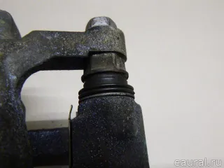 4773033361 Toyota Суппорт тормозной передний правый Lexus ES 6 restailing Арт E23775995, вид 2