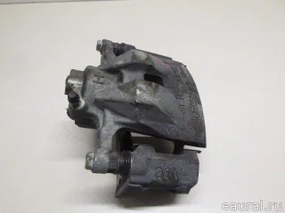 4773033361 Toyota Суппорт тормозной передний правый Lexus ES 6 restailing Арт E23775995, вид 4
