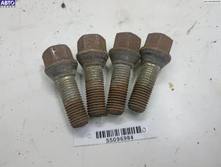  Болт колесный (гайка колесная) Opel Astra H Арт 55096984, вид 1