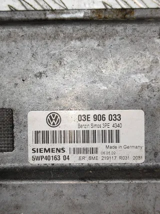 03E906033 Блок управления двигателем Volkswagen Polo 5 Арт 51979, вид 4