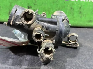 32121111 Корпус термостата Volkswagen Golf 4 Арт 94854585, вид 2