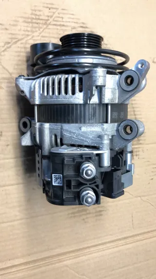  Генератор Volvo XC90 2 restailing Арт AL15102777947_2, вид 1