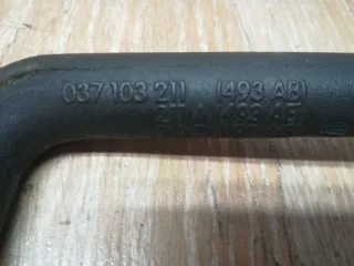 037103211 Патрубок вентиляции картера Volkswagen Golf 3 Арт 1_1586, вид 3