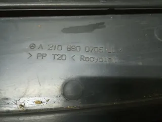 A2108800705LL Решетка капота Mercedes E W210 Арт 1_2857, вид 3
