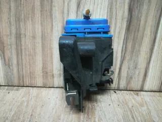 8D0839015A Замок двери задней левой Audi A6 C4 (S6,RS6) Арт 1_2942, вид 3