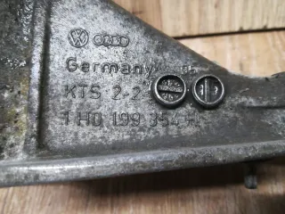 1H0199354H Кронштейн двигателя Volkswagen Passat B4 Арт 1_5843, вид 3