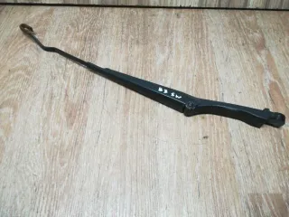 357955409 Щеткодержатель (поводок стеклоочистителя, дворник) Volkswagen Passat B3 Арт 1_5867, вид 1