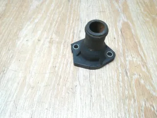 026121145E Фланец (тройник) системы охлаждения Volkswagen Passat B3 Арт 1_7300, вид 1