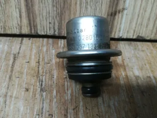 0280160507, 037133035C Датчик давления топлива Volkswagen Passat B3 Арт 1_7348, вид 2