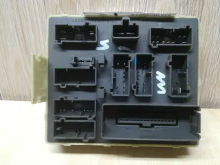 3S4T14A073SA, 98AG14A073GC Блок предохранителей Ford Focus 1 Арт 1_12115, вид 2