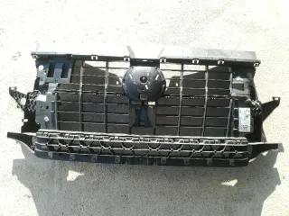 7LA807699D Решетка радиатора Volkswagen Caravelle T6 Арт 1_13522
