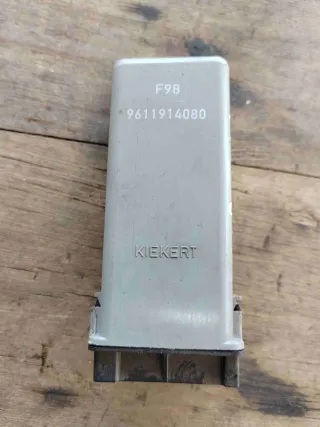 9611914080 Блок управления центральным замком   Peugeot 406 Арт P406244, вид 1